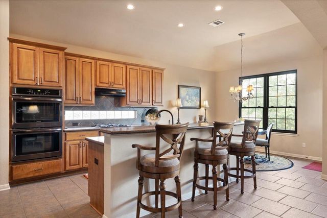 7600 Covered Bridge DR, Austin, TX 78736