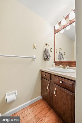 51 LINDEN DR, Blackwood, NJ 08012