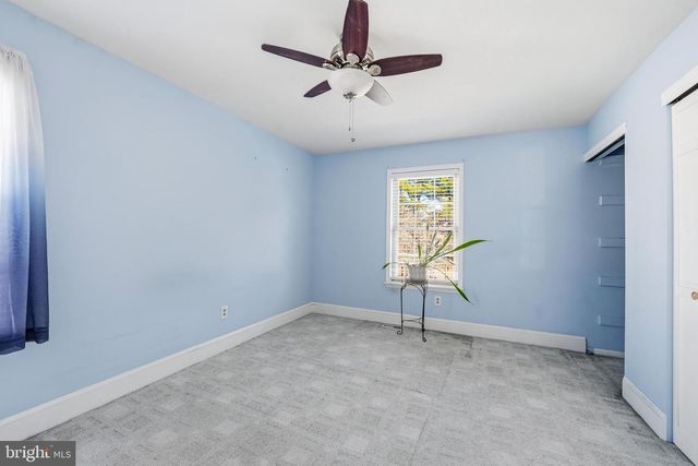 51 LINDEN DR, Blackwood, NJ 08012