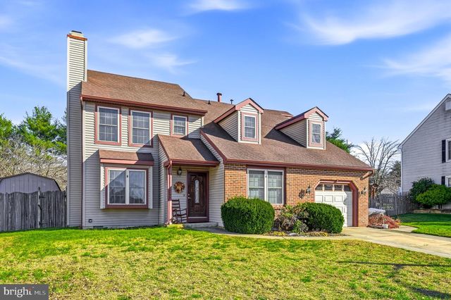 51 LINDEN DR, Blackwood, NJ 08012