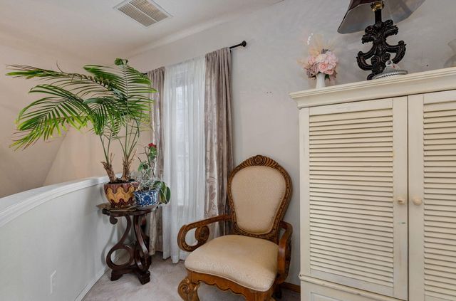 2534 E Linwood Street, Springfield, MO 65804