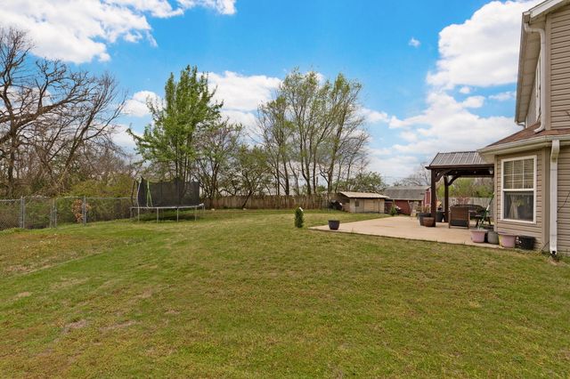 2534 E Linwood Street, Springfield, MO 65804