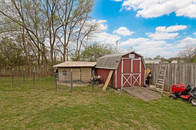 2534 E Linwood Street, Springfield, MO 65804