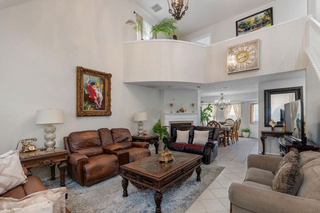 2534 E Linwood Street, Springfield, MO 65804