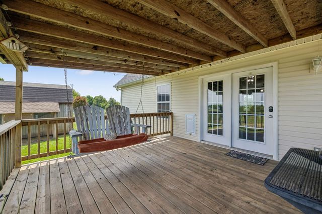 1044 Robert Elder Ct, Cedar Hill, TN 37032