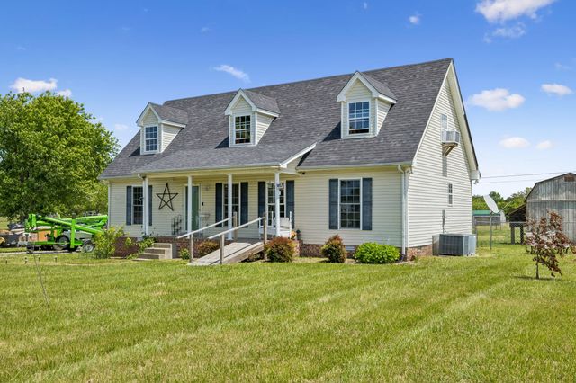 1044 Robert Elder Ct, Cedar Hill, TN 37032