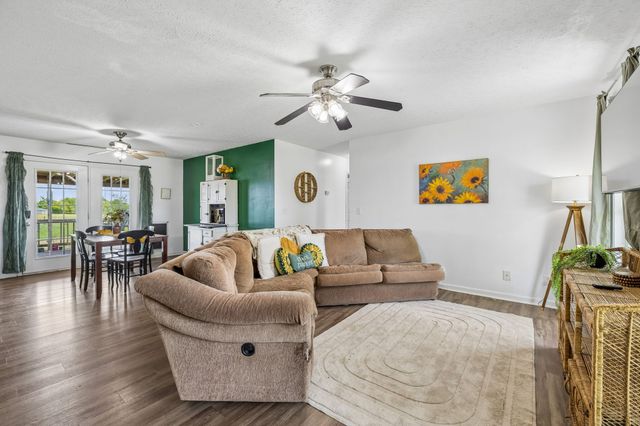 1044 Robert Elder Ct, Cedar Hill, TN 37032