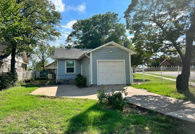 1720 Grand Avenue, Fort Worth, TX 76164