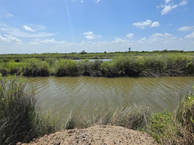 640 18th Street, San Leon, TX 77539