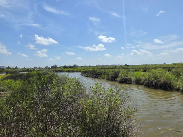 640 18th Street, San Leon, TX 77539