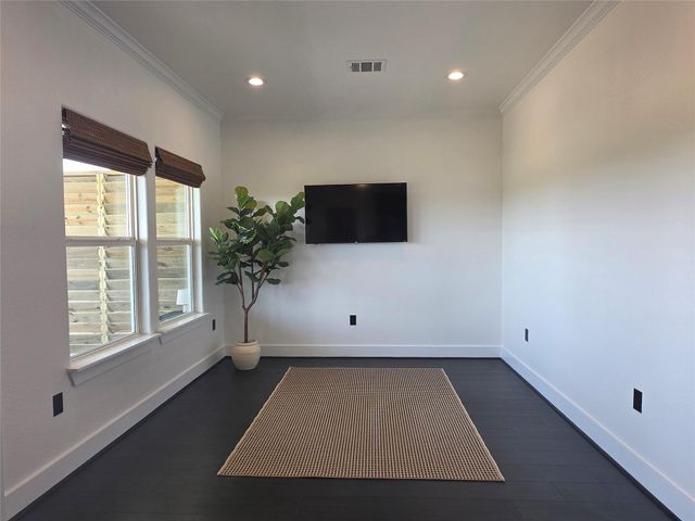 640 18th Street, San Leon, TX 77539