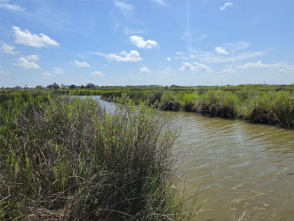 640 18th Street, San Leon, TX 77539