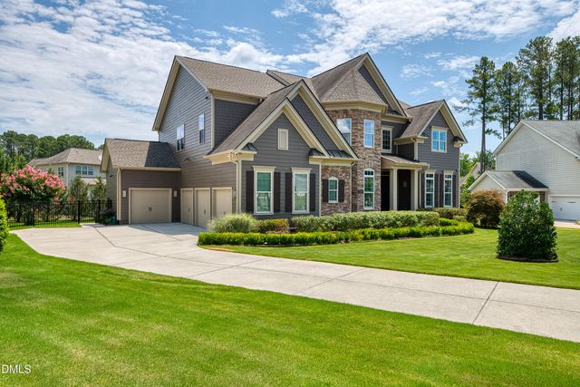 2817 Flora Oaks Way, Apex, NC 27523