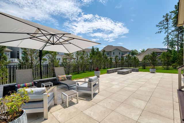 2817 Flora Oaks Way, Apex, NC 27523