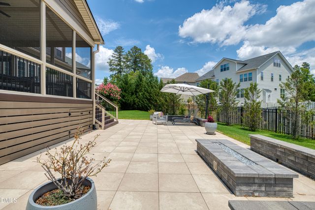 2817 Flora Oaks Way, Apex, NC 27523