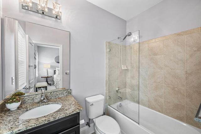 2817 Flora Oaks Way, Apex, NC 27523