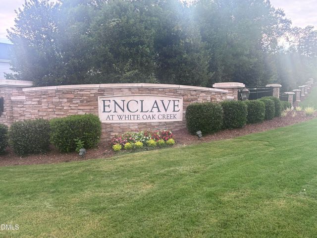 2817 Flora Oaks Way, Apex, NC 27523