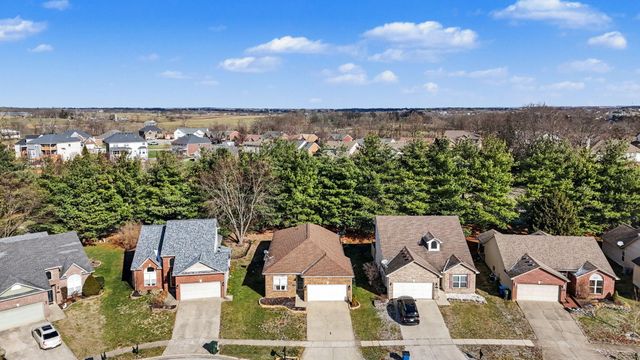 120 St Augustine Court, Georgetown, KY 40324