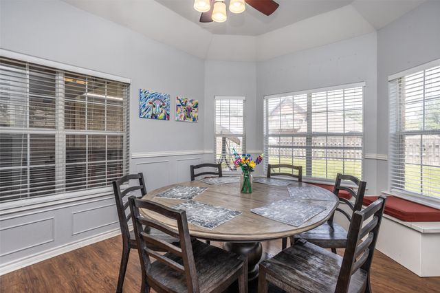 908 Wheeler Creek Drive, Gainesville, TX 76240