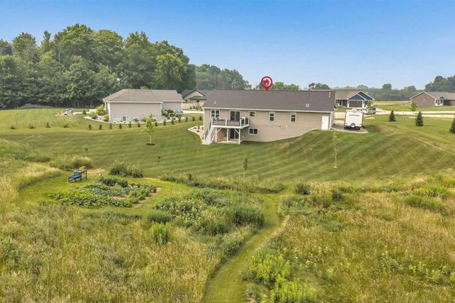 7542 HIGHLAND MEADOW COURT, Pulaski, WI 54162
