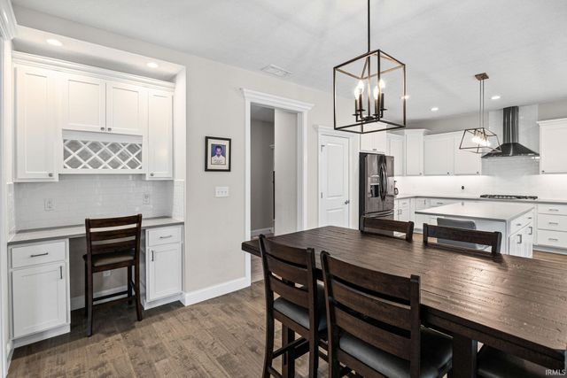 1073 Chesapeake Pointe Drive, Lafayette, IN 47909