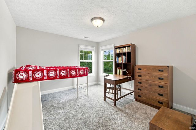 1073 Chesapeake Pointe Drive, Lafayette, IN 47909