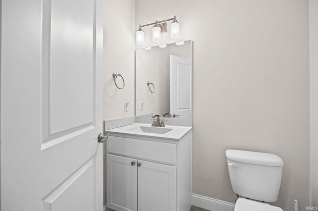 1073 Chesapeake Pointe Drive, Lafayette, IN 47909