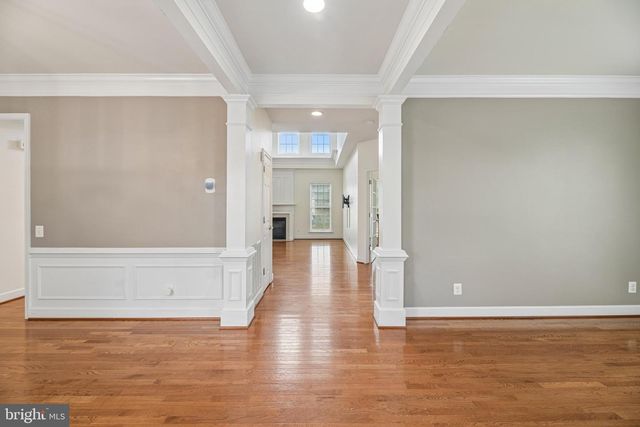 10810 VALLEY FALLS CT, Manassas, VA 20112