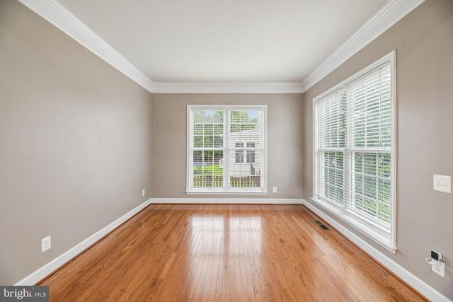 10810 VALLEY FALLS CT, Manassas, VA 20112