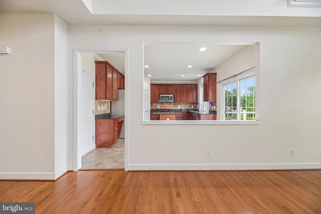 10810 VALLEY FALLS CT, Manassas, VA 20112
