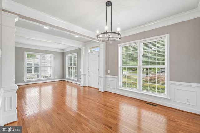 10810 VALLEY FALLS CT, Manassas, VA 20112