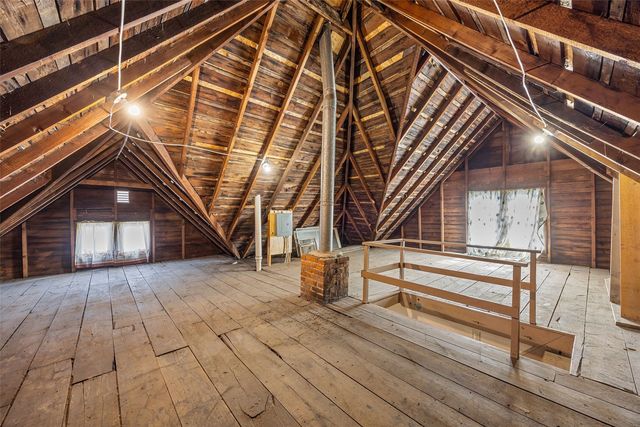 1806 8th Ave, Belle Plaine, IA 52208