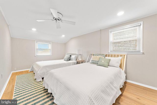 424 IROQUOIS AVE, Beach Haven, NJ 08008