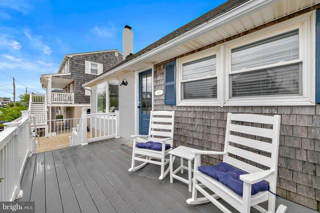 424 IROQUOIS AVE, Beach Haven, NJ 08008