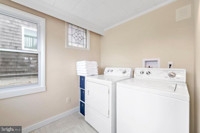 424 IROQUOIS AVE, Beach Haven, NJ 08008