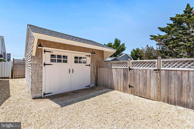 424 IROQUOIS AVE, Beach Haven, NJ 08008