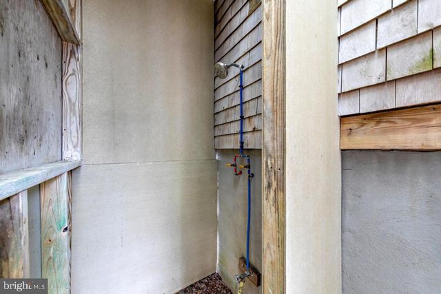 424 IROQUOIS AVE, Beach Haven, NJ 08008