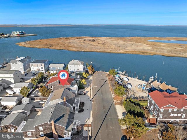 424 IROQUOIS AVE, Beach Haven, NJ 08008