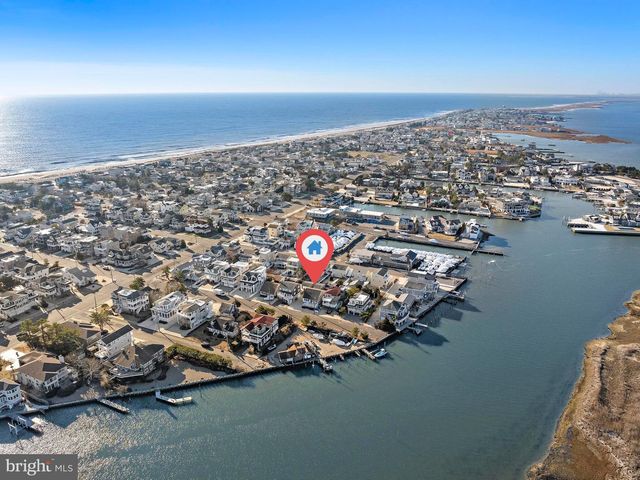 424 IROQUOIS AVE, Beach Haven, NJ 08008