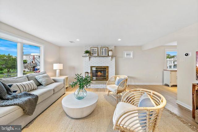 424 IROQUOIS AVE, Beach Haven, NJ 08008