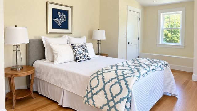 40 Beechwood Street, Cohasset, MA 02025