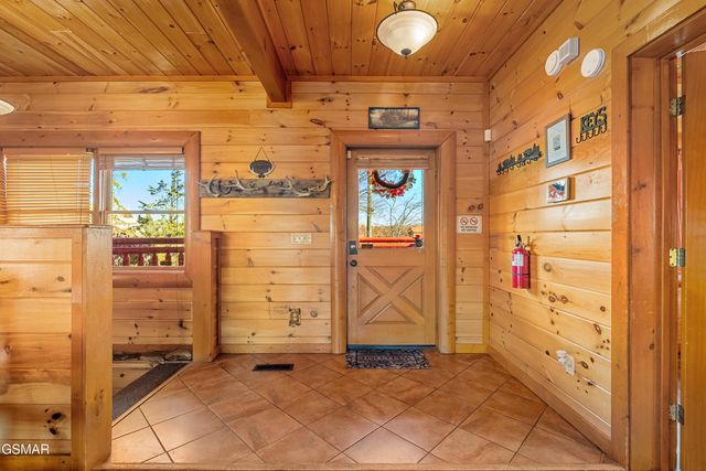 2079 Kerr Road, Sevierville, TN 37876