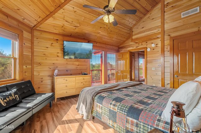 2079 Kerr Road, Sevierville, TN 37876