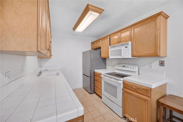 2041 E Grand Ave 52, Escondido, CA 92027