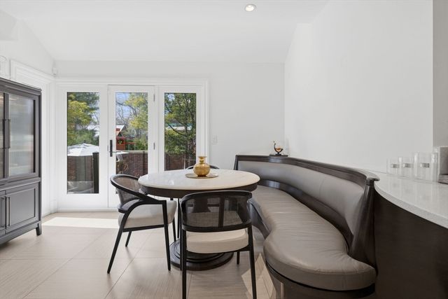 98 Carlton St, Brookline, MA 02446