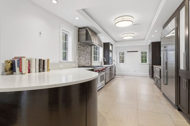 98 Carlton St, Brookline, MA 02446