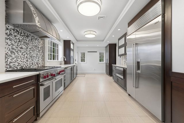 98 Carlton St, Brookline, MA 02446