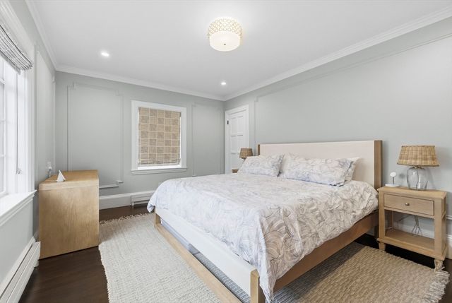 98 Carlton St, Brookline, MA 02446