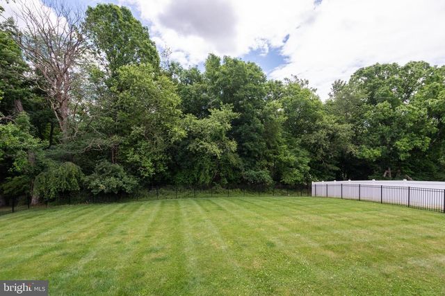 34 PELHAM DR, Coatesville, PA 19320