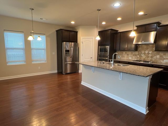 579 Crossland Drive, Moncks Corner, SC 29461